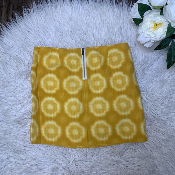 ❤️SOLD❤️J Crew Pleated Tie Die Mini Skirt • - Picture 2 of 7